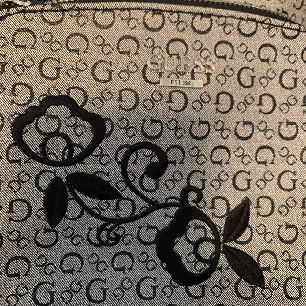 Guess Mini Backpack - image 4